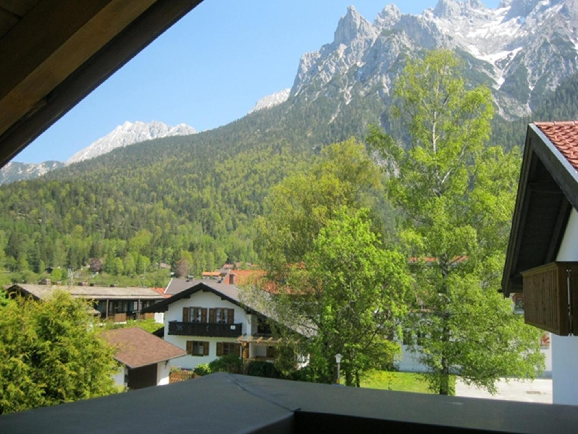 Ferienapartmenthaus Hubertushof Mittenwald Exterior foto