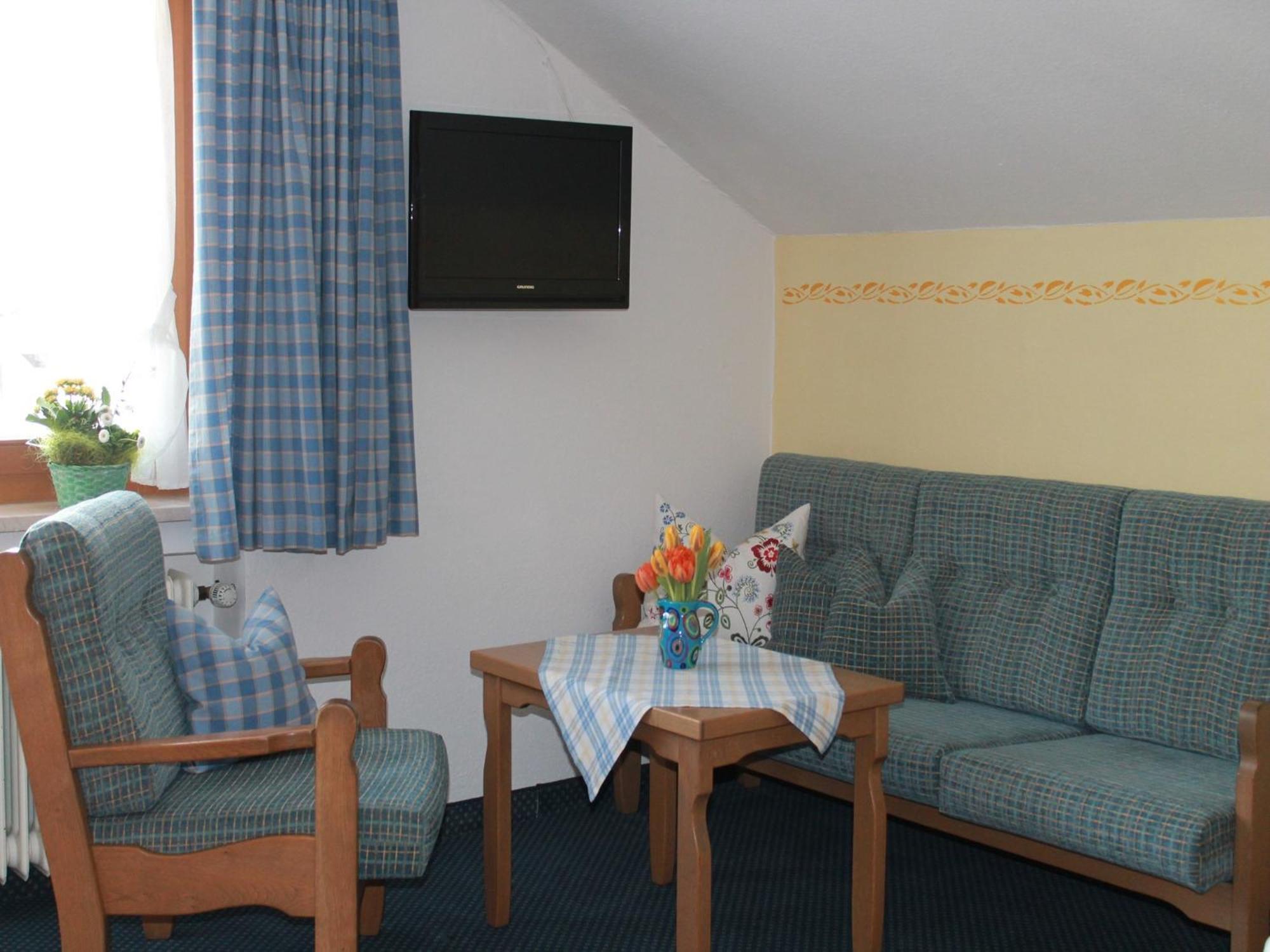Ferienapartmenthaus Hubertushof Mittenwald Exterior foto
