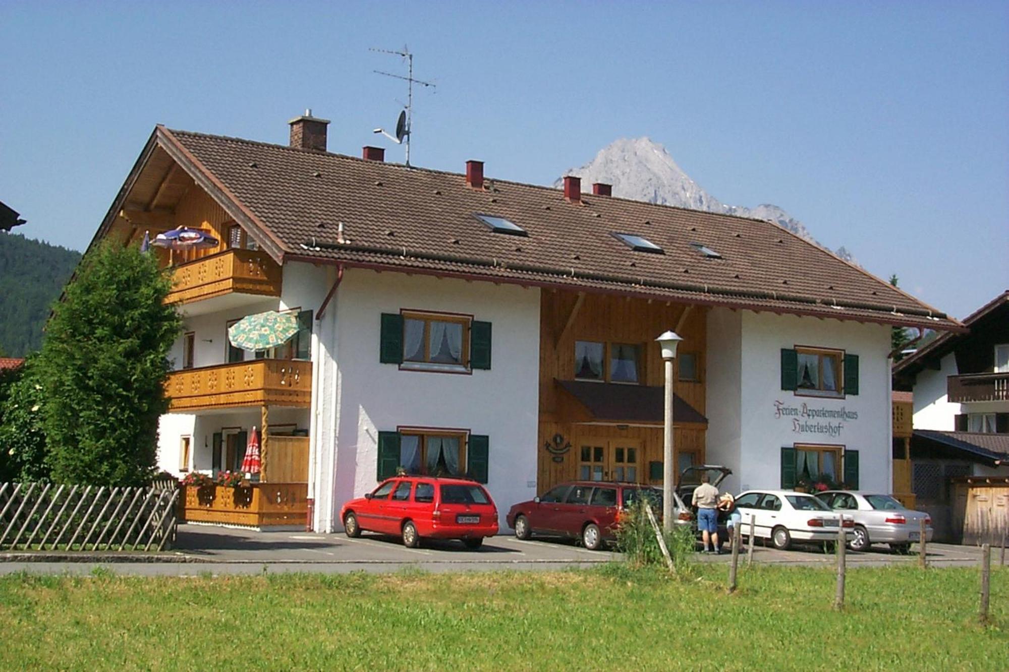 Ferienapartmenthaus Hubertushof Mittenwald Exterior foto