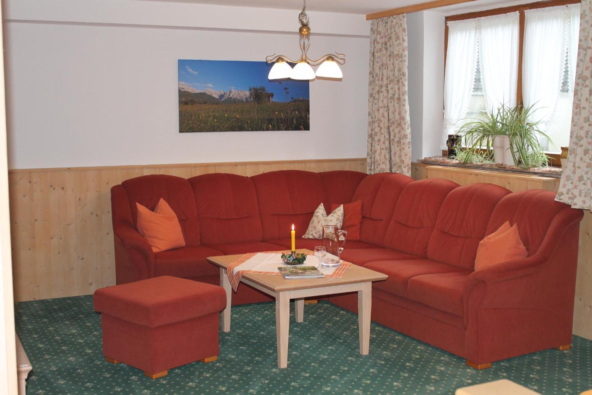 Ferienapartmenthaus Hubertushof Mittenwald Exterior foto