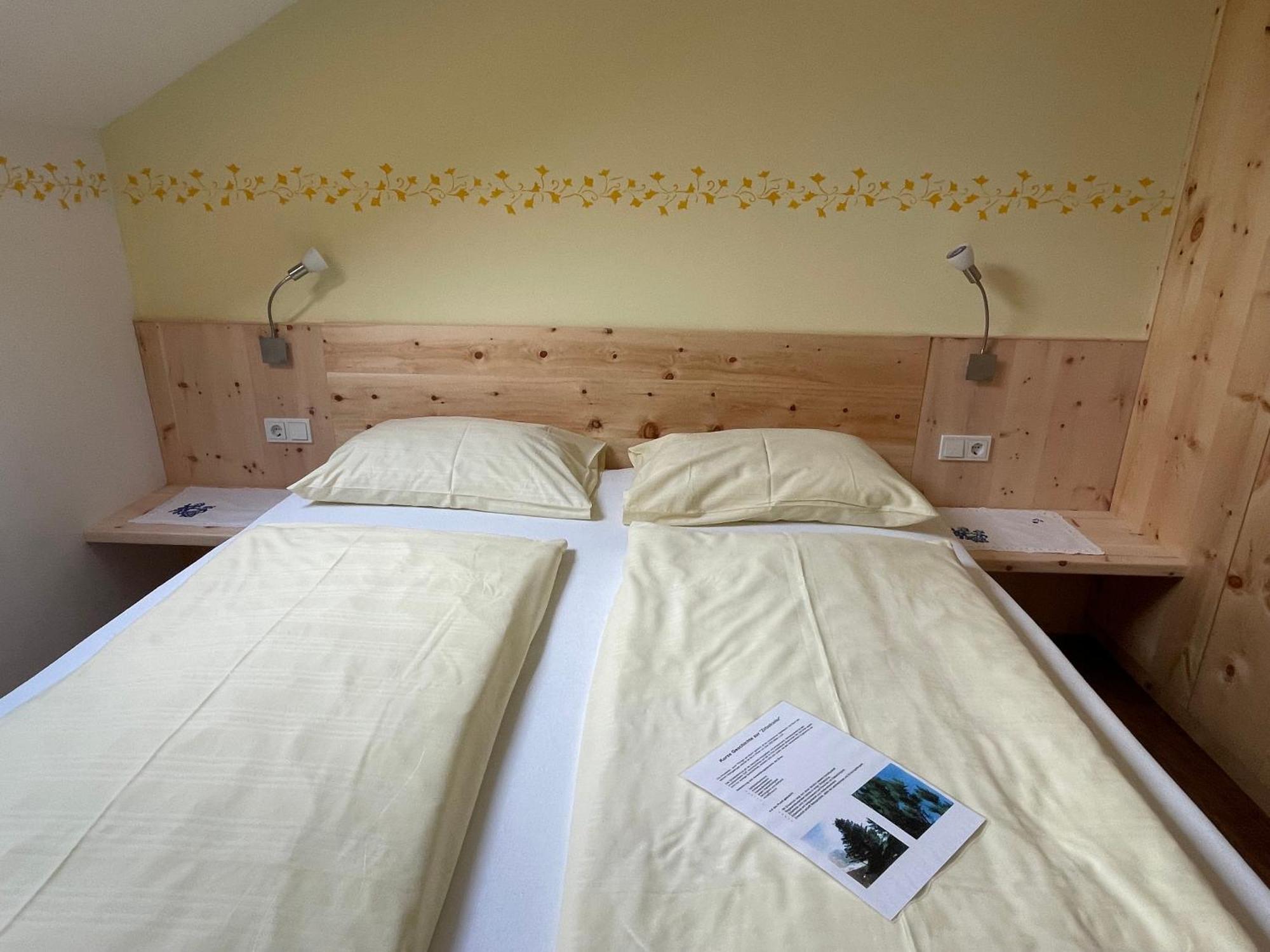 Ferienapartmenthaus Hubertushof Mittenwald Exterior foto