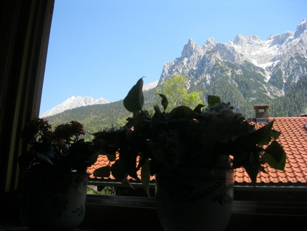 Ferienapartmenthaus Hubertushof Mittenwald Zimmer foto